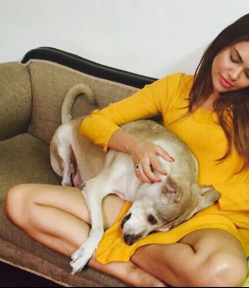 Esha Gupta posts an emotional post about her pet