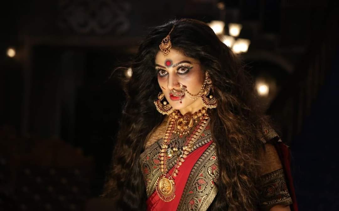 Radhika Kumaraswamy looks terrific in Damayanti look