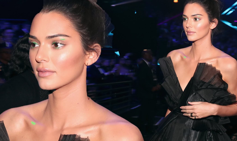 Kendall Jenner Looks amazing In Black outfit At People’s Choice Awards.
