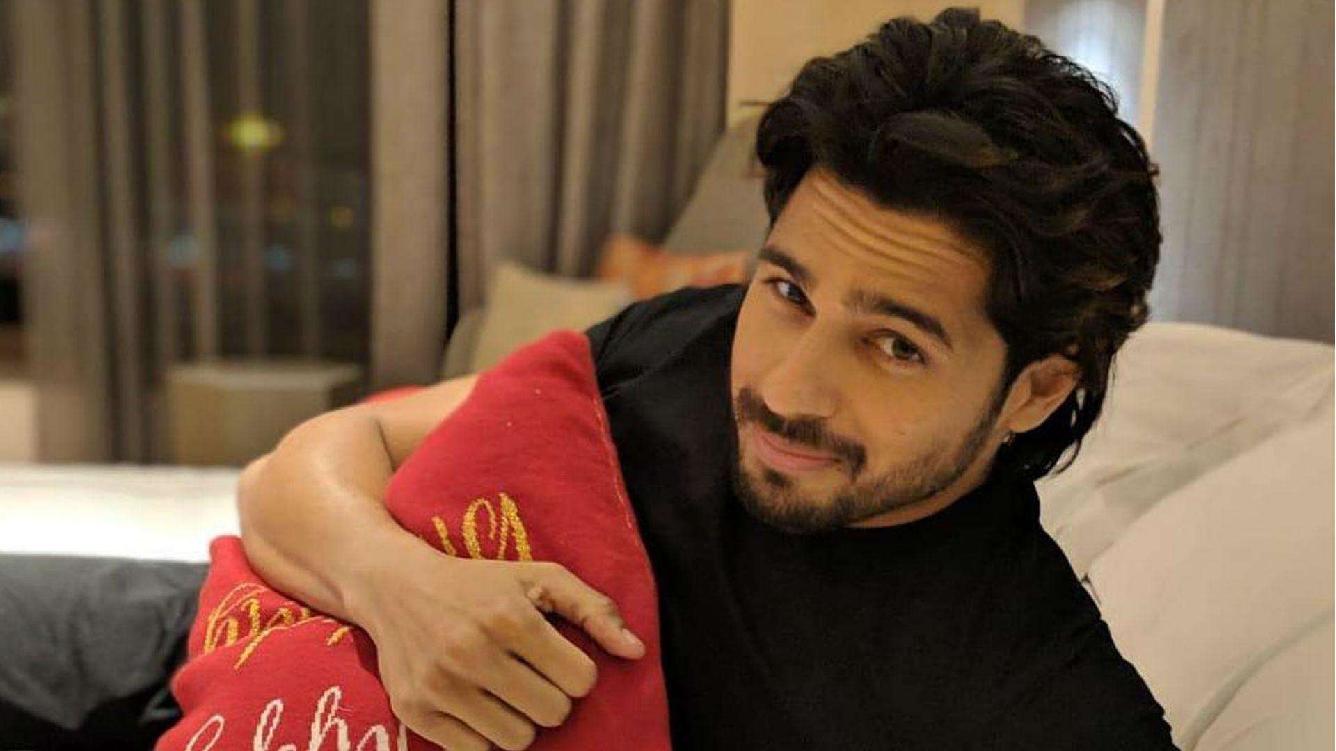 ​Sidharth Malhotra Will Play Double Role In His Next