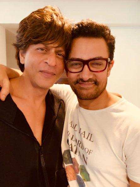 Aamir Khan Reviews Zero trailer as outstanding!