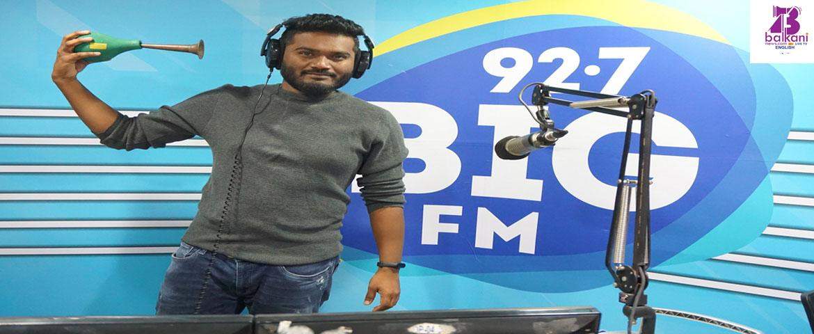 92.7 BIG FM BENGALURU SENSITIZES THE LOCALS ON THE IMPORTANCE OF  VOTING THROUGH A RAP SONG BY RJ PRADEEPAA