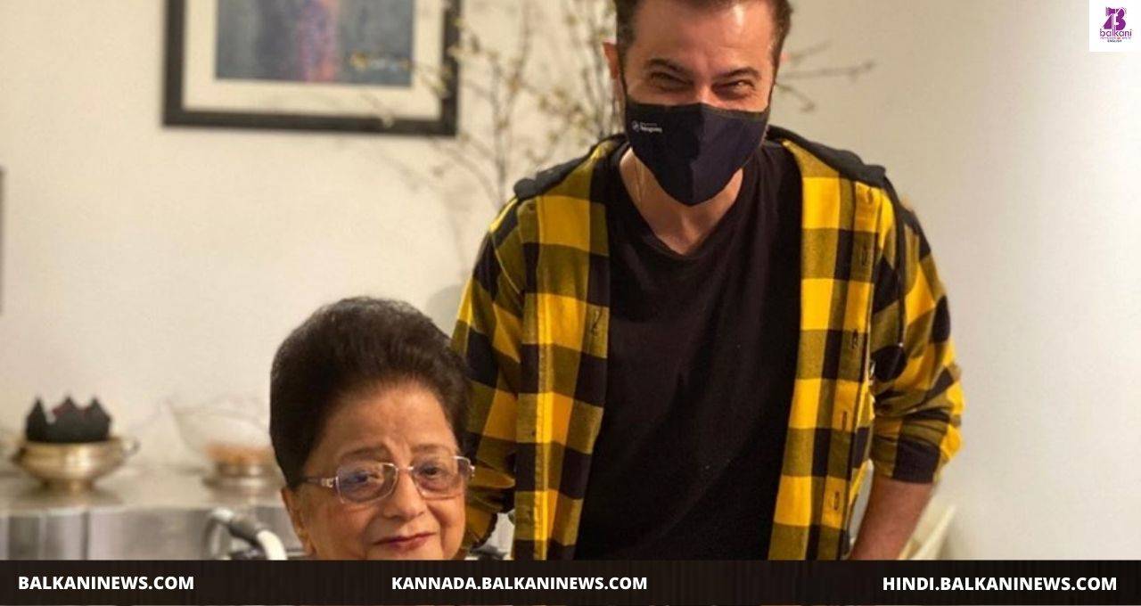 Sanjay Kapoor meets his mother