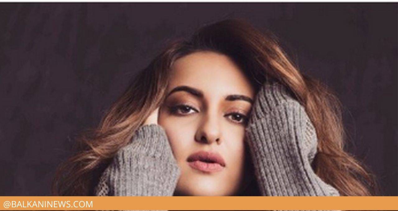 B-Town Showers Sonakshi Sinha With Best Wishes On Her Birthday