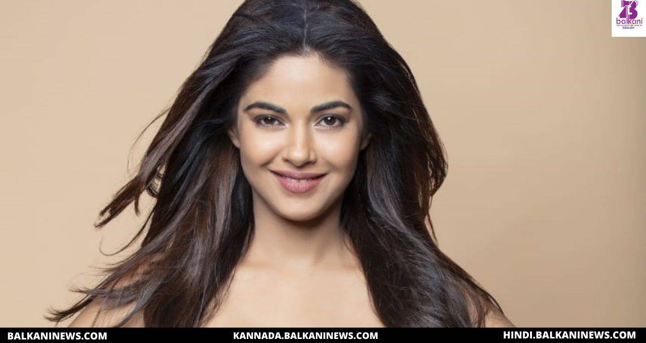 "Meera Chopra is excited about her upcoming dark and twisted web series ‘Kamathipura’".
