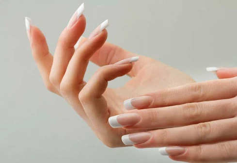 10 best nail tips for manicure at home